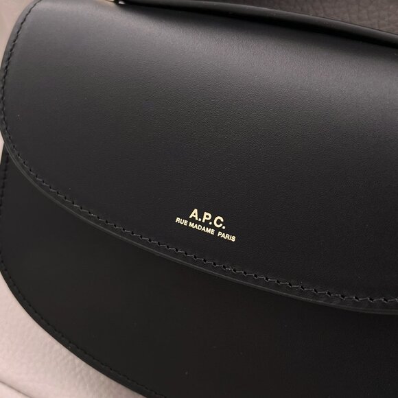 NWT - Slightly Imperfect - A.P.C. Geneve Mini Shoulder Bag - Noir✨ - Picture 2 of 7